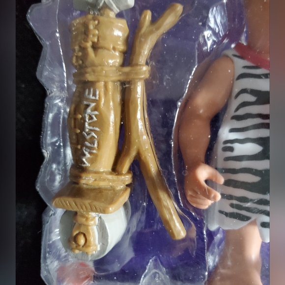 Big Shot Fred Flintstones - Picture 3 of 5